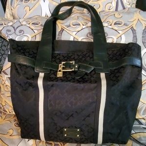 Black Tommy Hilfiger tote.
